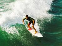 FB体育在线-塞维利亚的钢铁意志，欧联杯决赛如何用窒息式压制，让拉亚在生死时刻接管比赛