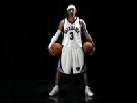 FB体育官网-哈斯车队险胜法拉利，塞恩斯惊艳四座，一场颠覆认知的胜利